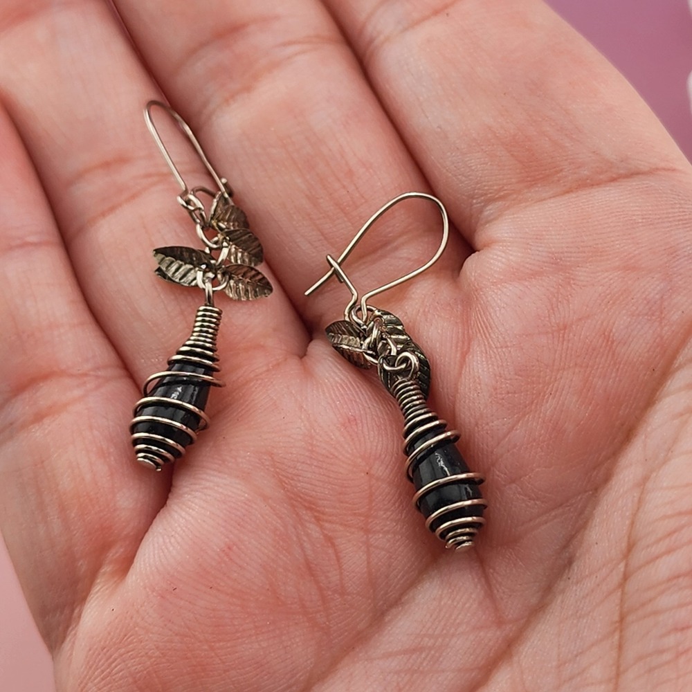 Black Glass Bead Wire Wrapped Leaf Dangle Earrings Silver Tone Boho Artisan